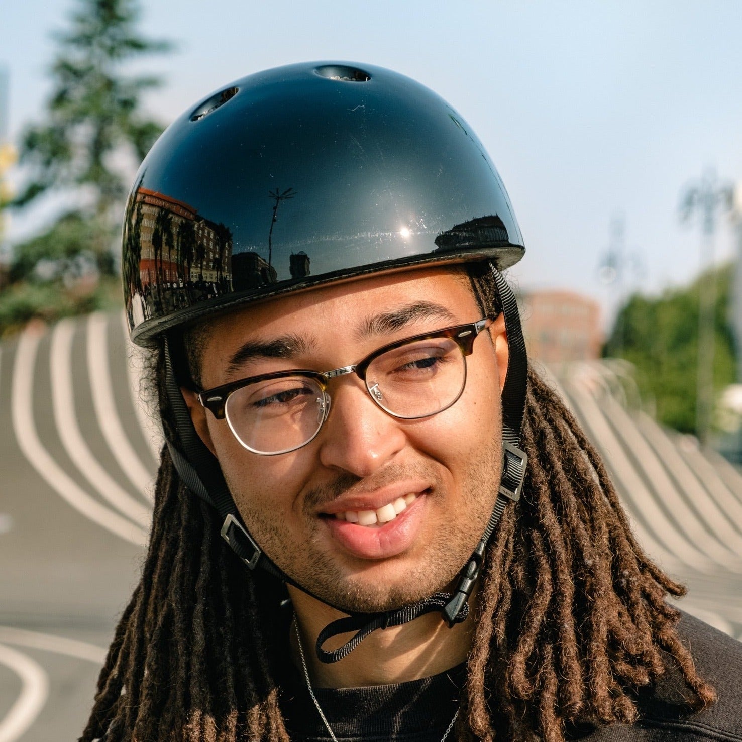 Smart Two Helmet - Black - YAKKAY