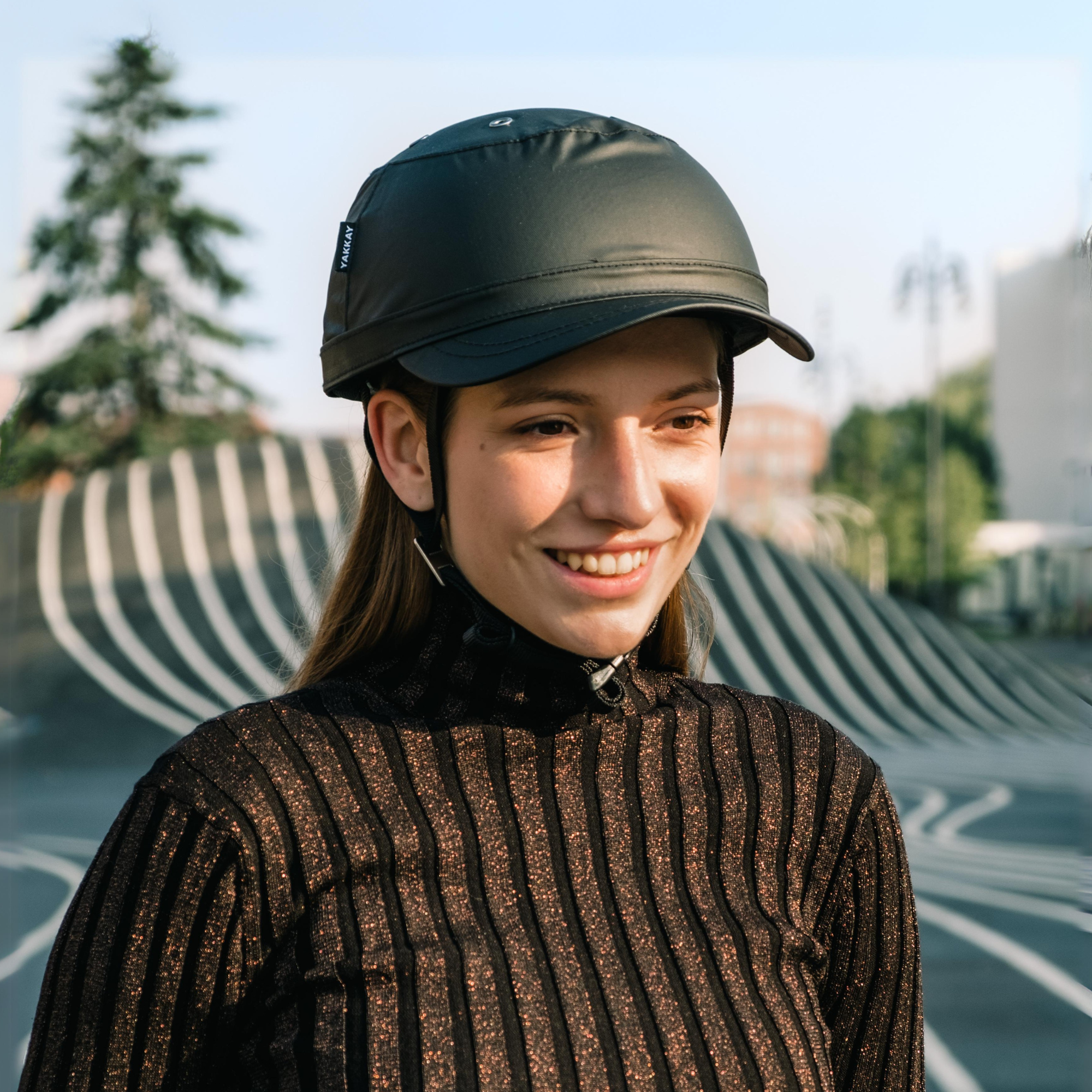 Paris Black Oilskin Helmet Hat (helmet+cover)
