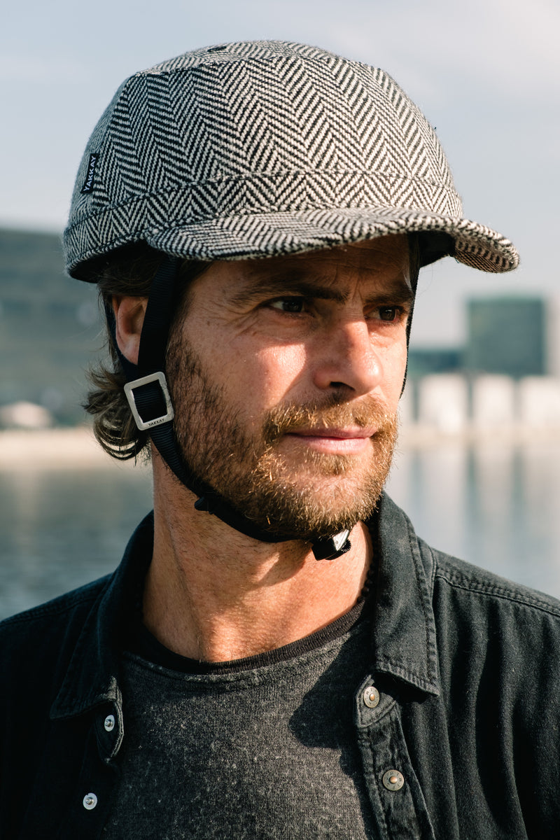 YAKKAY Paris Herringbone cover for bicycle helmets. Copenhagen Harbour.